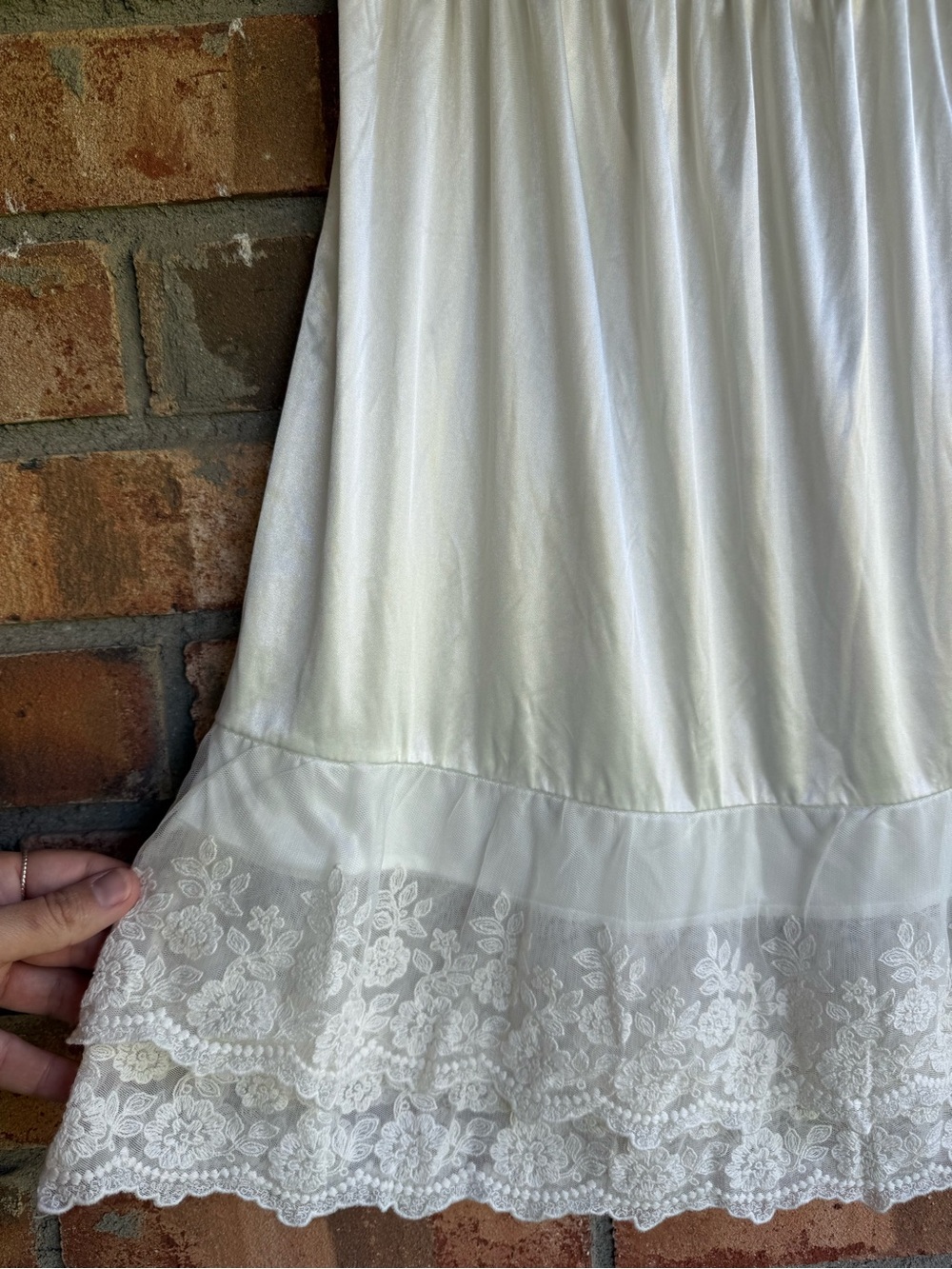 Y2K O2 Collection Ivory Skirt Extender Slip Skirt Lace Trim Layering Medium - Picture 2 of 4